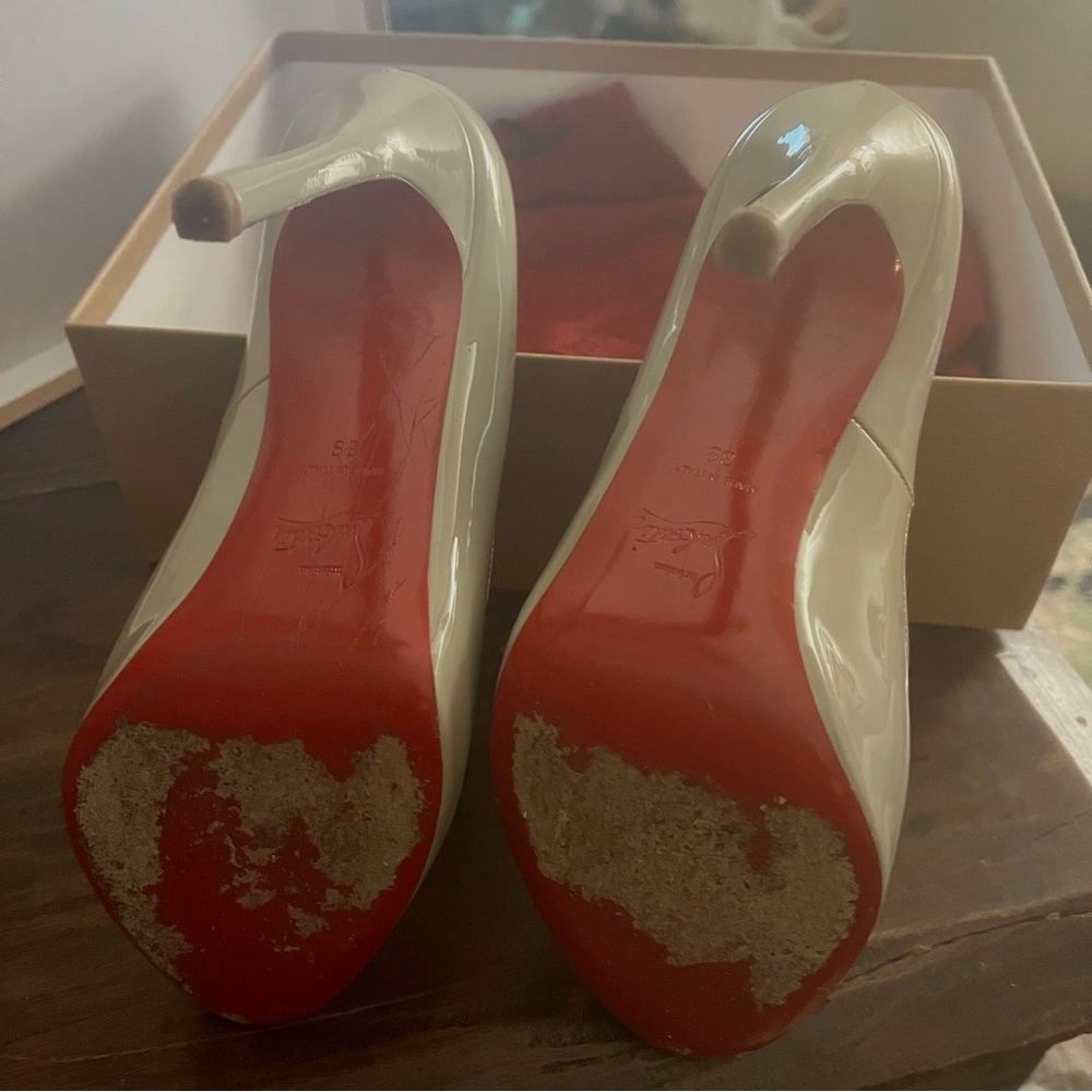 Christian Louboutin Limited Edition Souris color - Picture 9 of 9